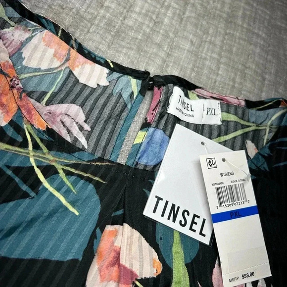 Tinsel Floral Pleaded Long Sleeve Top - Picture 6 of 9